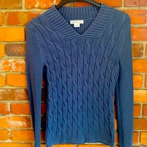 💙 LIZ CLAIBORNE Sweater